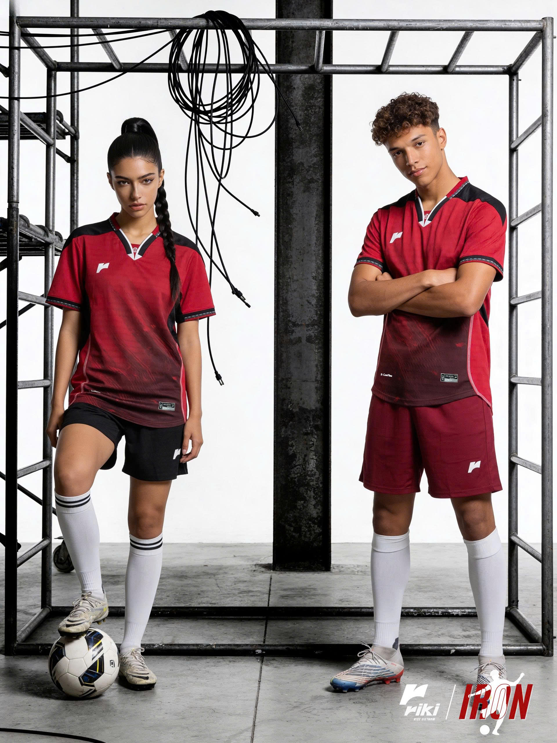 QUẦN ÁO BÓNG ĐÁ IRON RIKI
